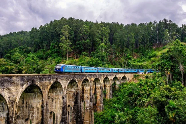 Demodara Nine Arch Bridge in Ella
