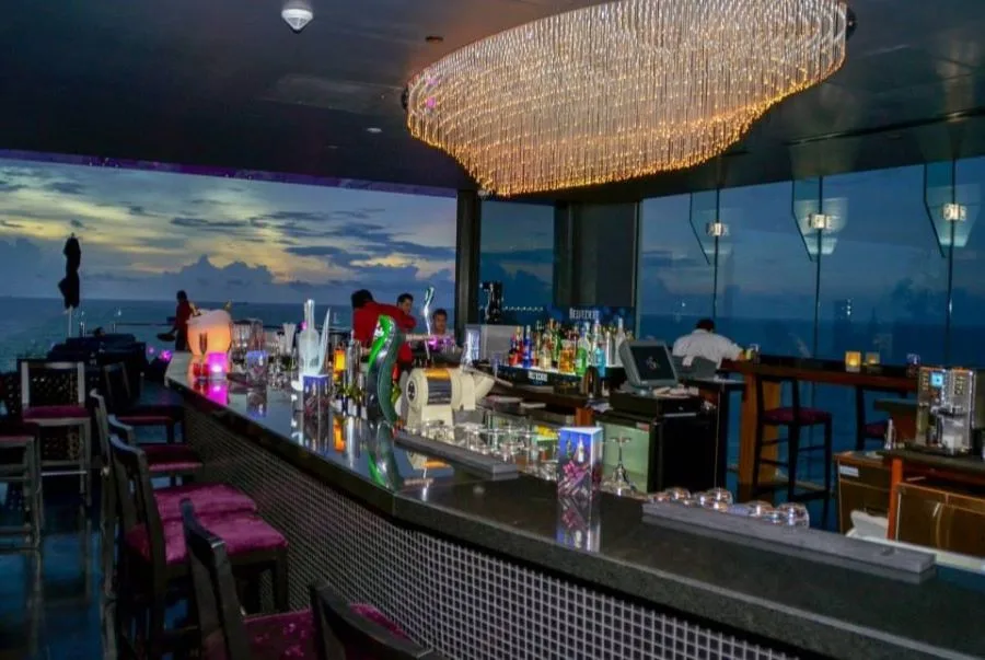 On14 Rooftop Bar & Lounge overlooking the Colombo oceanfront