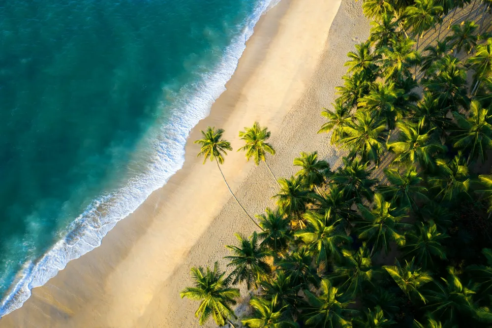 South Coast Sri Lanka ocean and beaches