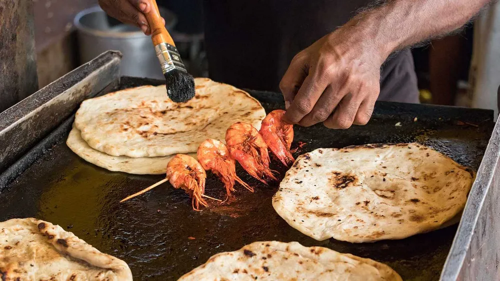 Sri Lanka Street Food: A Culinary Tour from Colombo to Jaffna