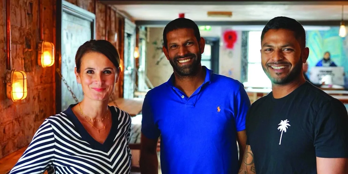 Warm and welcoming smiles from Sri Lankan locals