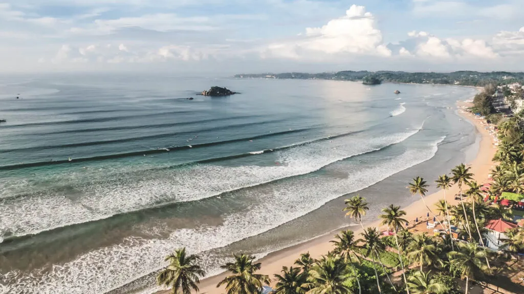 Surf breaks and coaching in Weligama Bay
