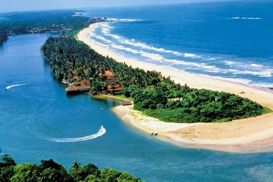 Bentota Golden Sands & Ayurvedic Relaxation